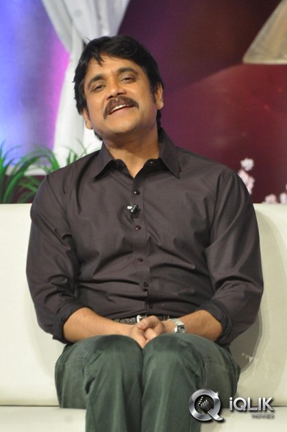 Nagarjuna-Meets-Docomo-Manam-Contest-Winners